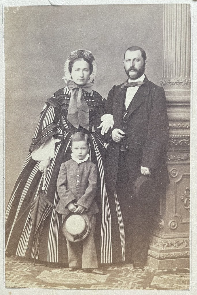 L. Quittner, Brünn, ca. 1860er. Eine bürgerliche Familie aus Brünn.